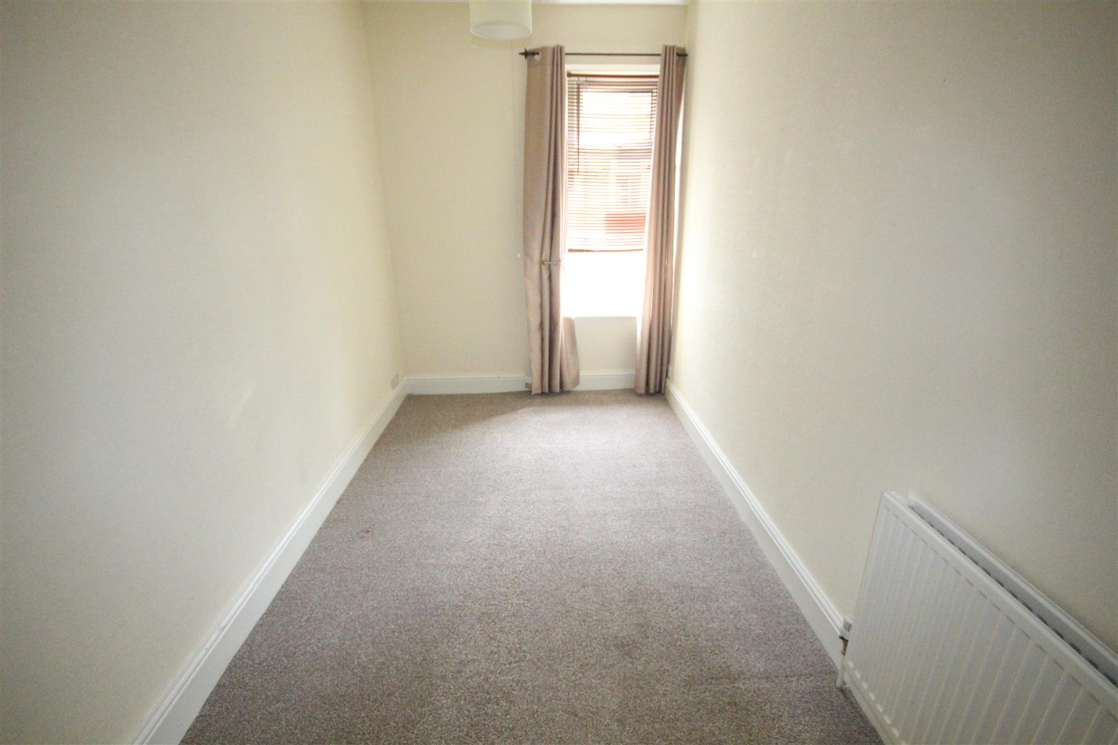 2 bedroom end terrace house Let Agreed in Earby - 2016-08-12 11.42.34.jpg
